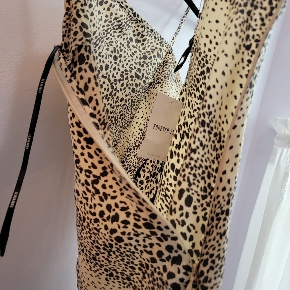 NWT Forever 21 Slip Dress Size S - Picture 3 of 6